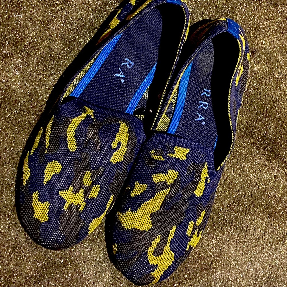 RA shoes